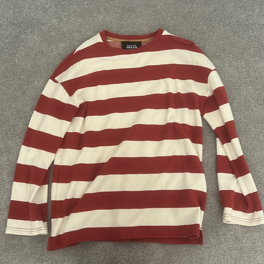 Native youth M/L